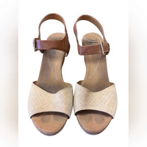 Clarks Open Toe Wedge Slingback Size 9M EUC - Picture 7 of 9